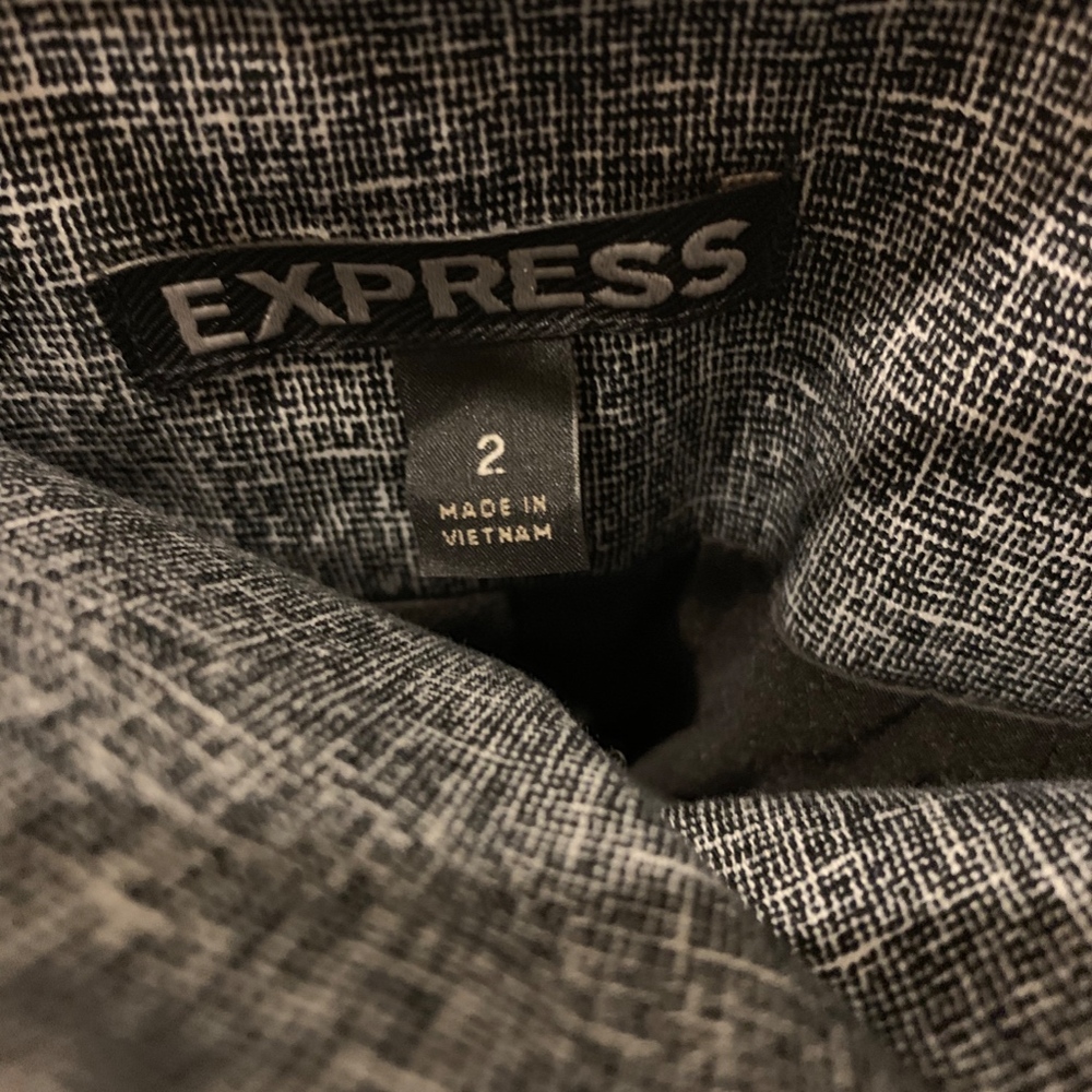 EXPRESS Gray Pencil Skirt Size 2 High Waist NWT - Picture 7 of 7